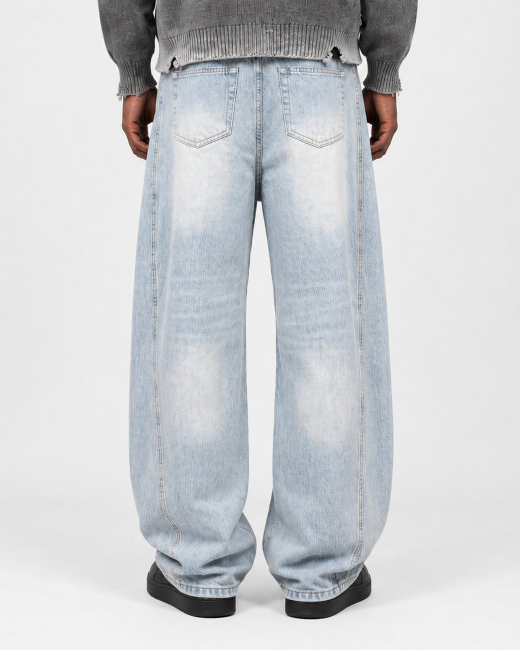 BUGA Eroded Barrel Jeans – loose barrel-leg Ice Wash denim